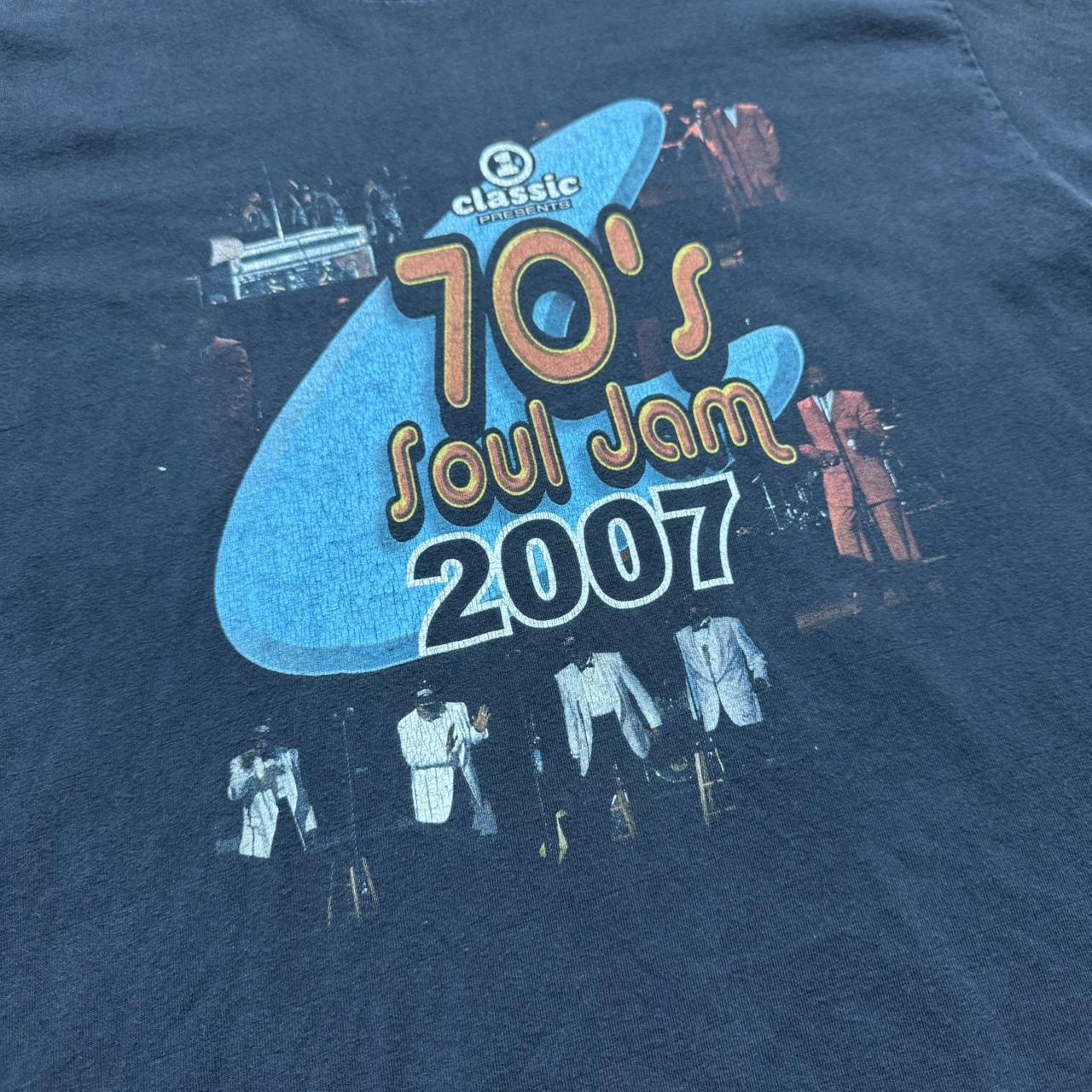 2007 “Classics Presents 70’s Soul Jam” Vintage Y2K Graphic T-shirt
